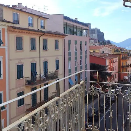 شقة Il Terrazzino Del Centro *